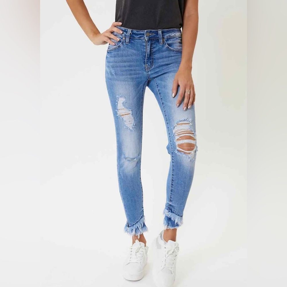 NWOT KanCan distressed mid rise ankle skinny jeans size 5/26